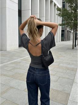 Cider - Viscose Women's Backless Scoop Neck Half Sleeve Top Grey