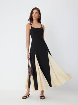 Cider - Color-Blocked Women's Scoop Neck Flared Maxi Dress Black