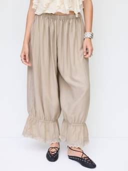 Cider - Lace Ruffled Women Low Waist Oversized Barrel-Leg Trousers Beige