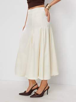 Cider - Satin Women's Mid-Rise Flared Midi Skirt Beige