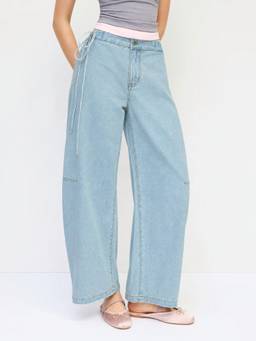 Cider - Denim Women's Mid-Rise Side Strap Barrel-Leg Jeans Light Blue