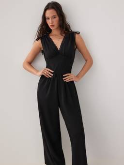 Cider - Lace Trim Women's Ruched V-Neck Wide-Leg Jumpsuit Black