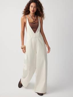 Cider - Pearl Detail Women V-Neck Backless Wide-Leg Jumpsuit White