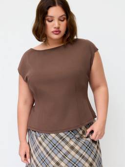 Cider - Cotton Blend Women's High Stretch Boat Neck Short Sleeve Tee Coffee