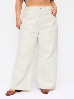 Cider - Jacquard Floral Women’s Mid-Waist Wide-Leg Jeans Off White