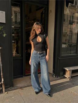 Cider - Mandarin Collar Women Cut-Out Short Sleeve Crop Top Black