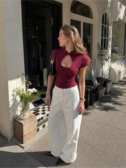 Cider - Mandarin Collar Women Cut-Out Short Sleeve Crop Top Wine