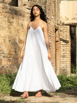 Akiso - White Long Flowy Cotton Dress With Spaghetti Straps