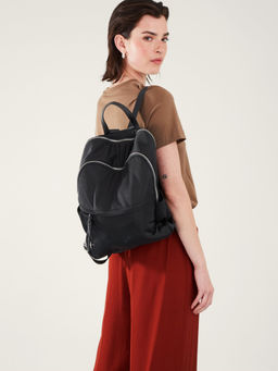 Accessorize London - Women's Black Plain Rucksack Backpack (M)