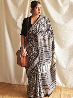 Sundarii - Kali - Dabu Cotton Saree