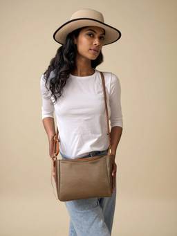Twenty Dresses by Nykaa Fashion - Multicompartment Sling Bag