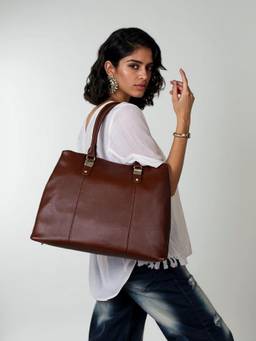Twenty Dresses by Nykaa Fashion - Classic Shoulder Bag