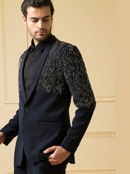 HILO DESIGN - Brillante Black Embroidered Blazer