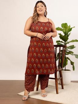INDO STREET - Women Rust Floral Printed Kurta with Pant