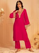 Pink color option, Currently selected