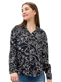 Spykar - Women Black Regular Fit Casual Shirt