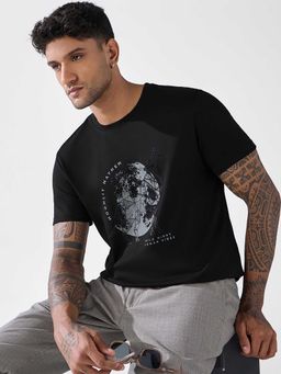 Bewakoof - Party Animal by Bewakoof Men's Black Moon Lit Graphic Printed T-shirt