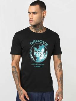 Bewakoof - Jet Black Groove Graphic Printed T-Shirt