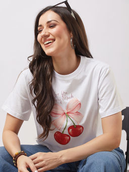 Globus - Women White Round Neck Short Sleeves Cherry Print Oversized T-shirt