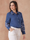 Blue color option, Currently selected