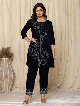 MEENA BAZAAR - Blue Zari Neck Embroidered Velvet Co-Ord Set