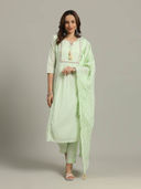 Green color option, Sold out, Currently selected