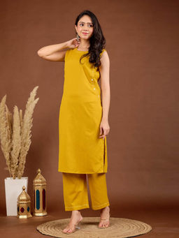 MEENA BAZAAR - Mustard Solid Cotton Blend Co-Ord Set