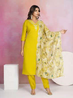 MEENA BAZAAR - Embroidery Kurta with Pants and Dupatta