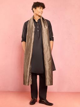 Vastramay - Black Solid/Plain Mandarin Neck Kurta Pyjama And Dupatta