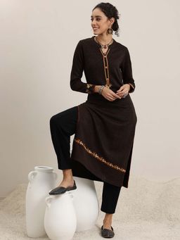 Libas - Black Floral Embroidered Straight Kurta