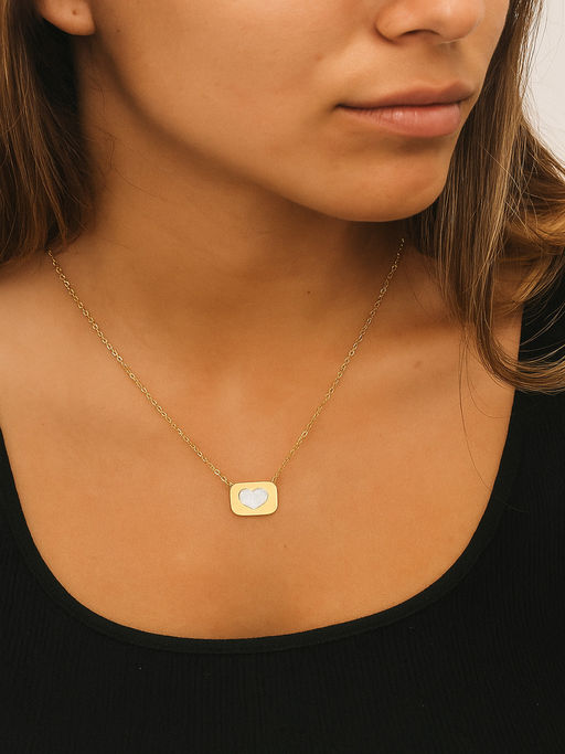 JEWELZ Heart Shape Pendant Necklace