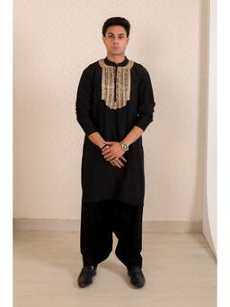 MENERO - Embroidered Black Kurta with Pathani
