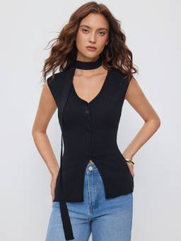 Cider - Knit Women’s Sleeveless V-Neck Button Split Tank Top Black