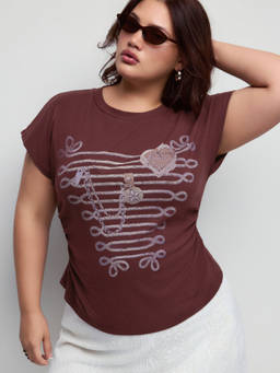 Cider - Knit Fabric Women's Graphic Round Neck T-Shirt Burgundy