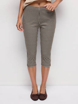 Cider - Gingham Women's Low Rise Split Hem Slim Fit Capris Brown