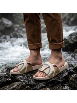 Chupps - Men Multi-Color Versity Sliders
