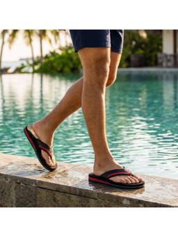 Chupps - Men Black Miro Flipflops