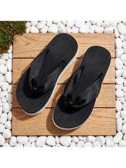 Chupps - Women Black Scarf Flipflops