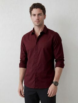 WROGN - Maroon Casual Shirt with Sleek Elevated Style