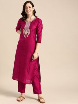 Varanga - Pink Embroidered Regular Kurta With Pant (Set of 2)