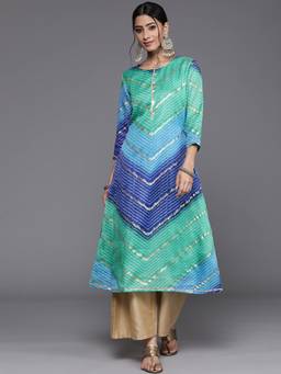 Varanga - Women Kurta With Gotta Detailing Work With Three Fourth Sleeve