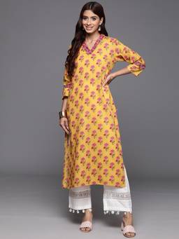 Varanga - Women Floral Printed Embroidered V Neck Straight Kurta