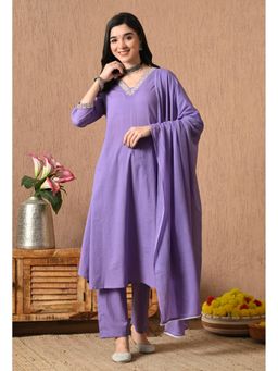 Gahan - Women Floral Yoke Design Thread Work Pure Cotton Straight Kurta With Pant And Dupatta