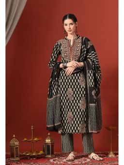 Gahan - Women Ethnic Motifs Printed Regular Thread Work Pure Cotton Kurta with Pant & Dupatta