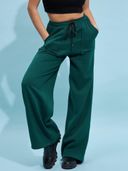 Green color option, Sold out, Currently selected