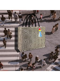 Earth Bags - Nomadic Spirit Black And White Tote Bag