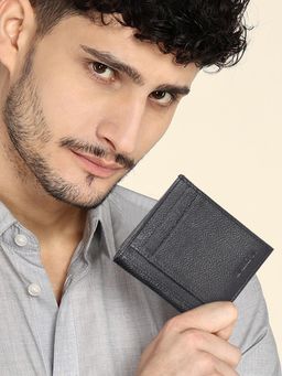 Sassora - Premium Leather Snap Closure Rfid Protected Wallet For Men (Small)