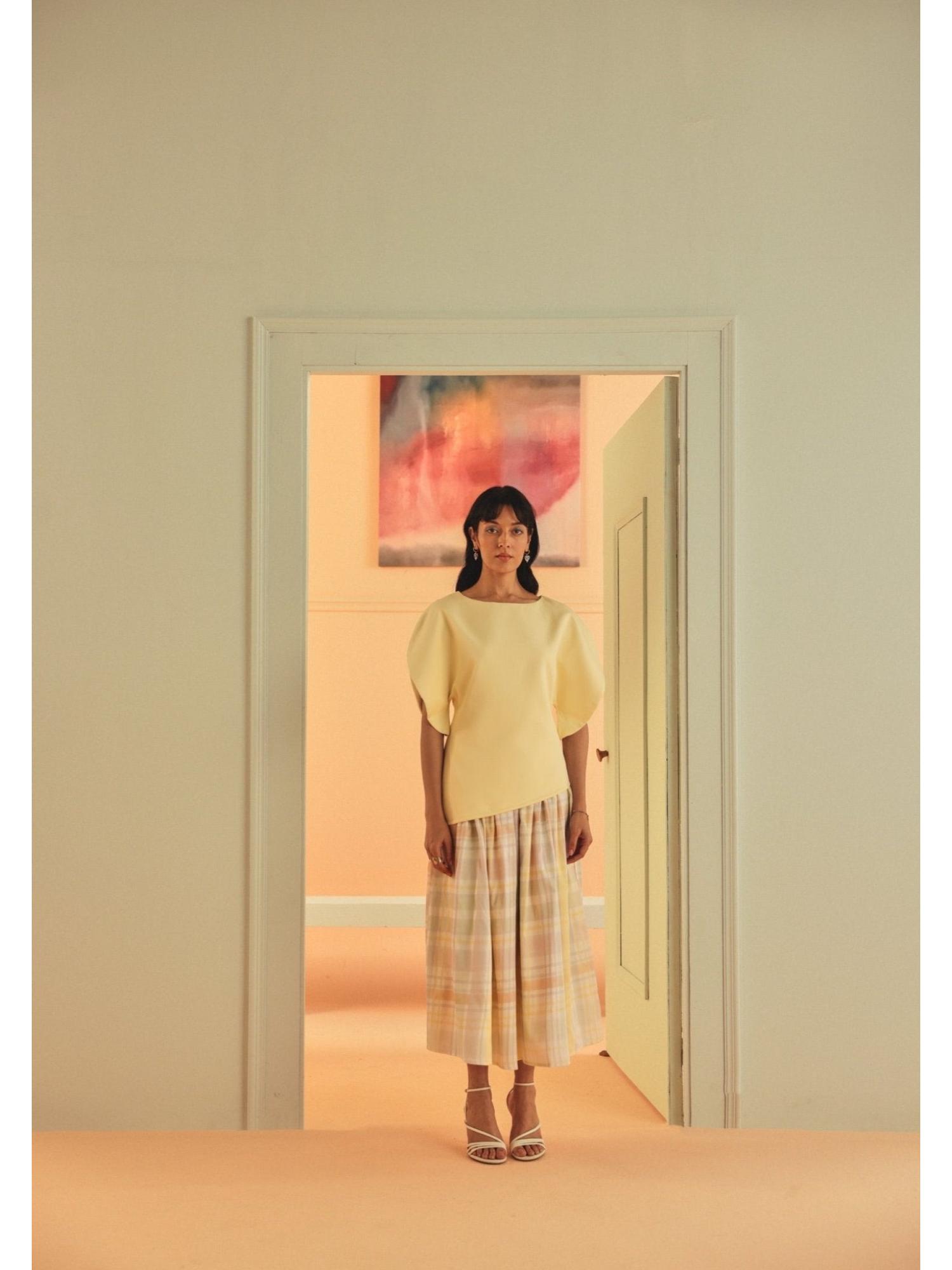 Eclaire Yellow Top