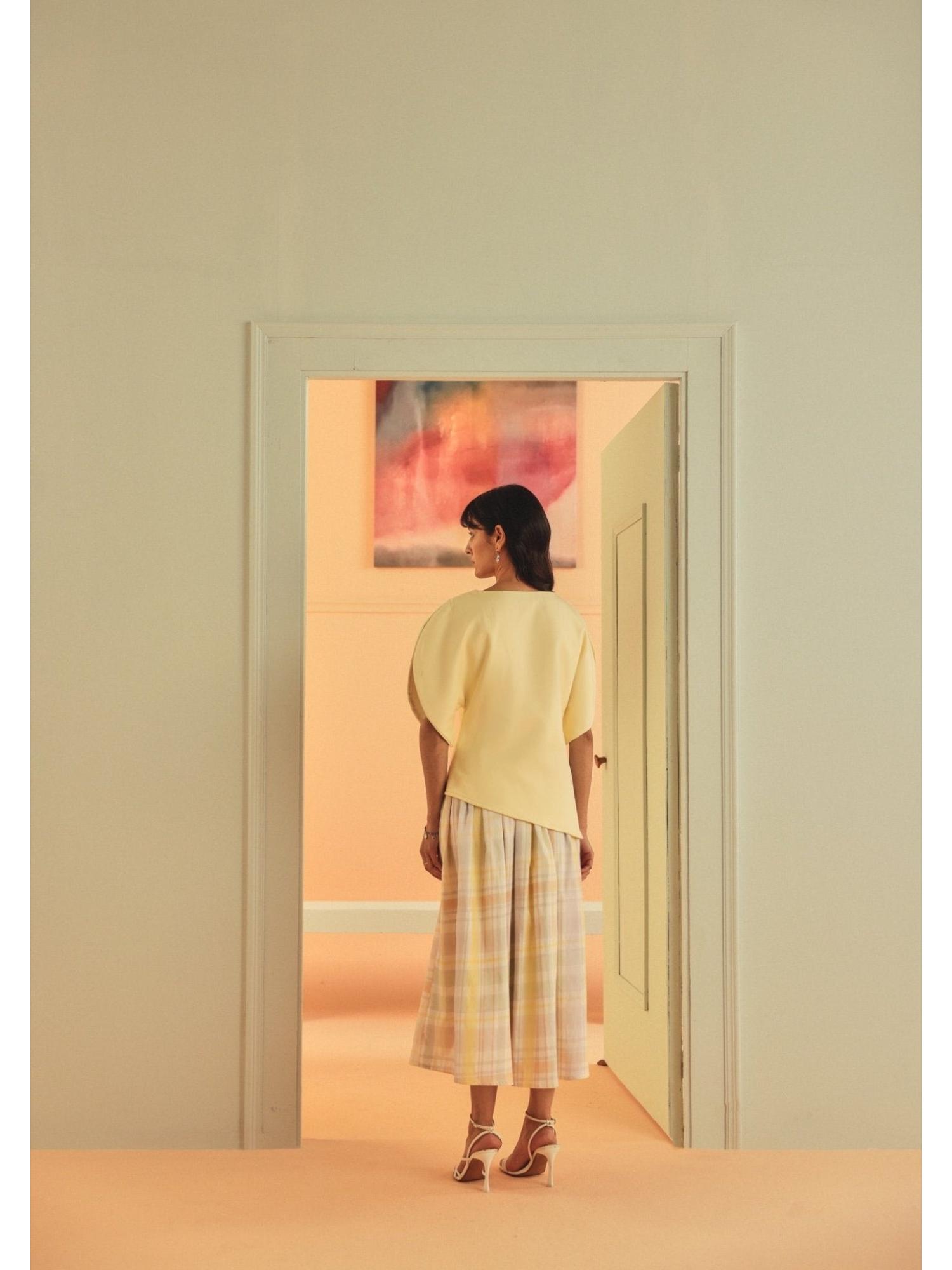 Eclaire Yellow Top