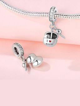 Miora - Silver Music Pods Charms
